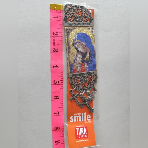 Tapestry Madonna & Child Wall Hanging - Picture 6 of 6